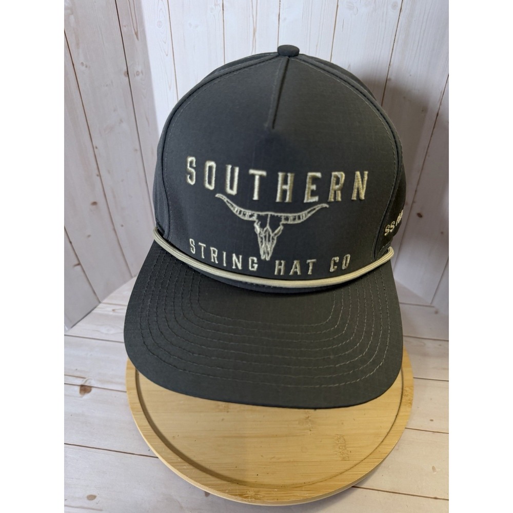 Southern String Hat Co Gray/Cream Solid Snapback Cap Adjustable One Size